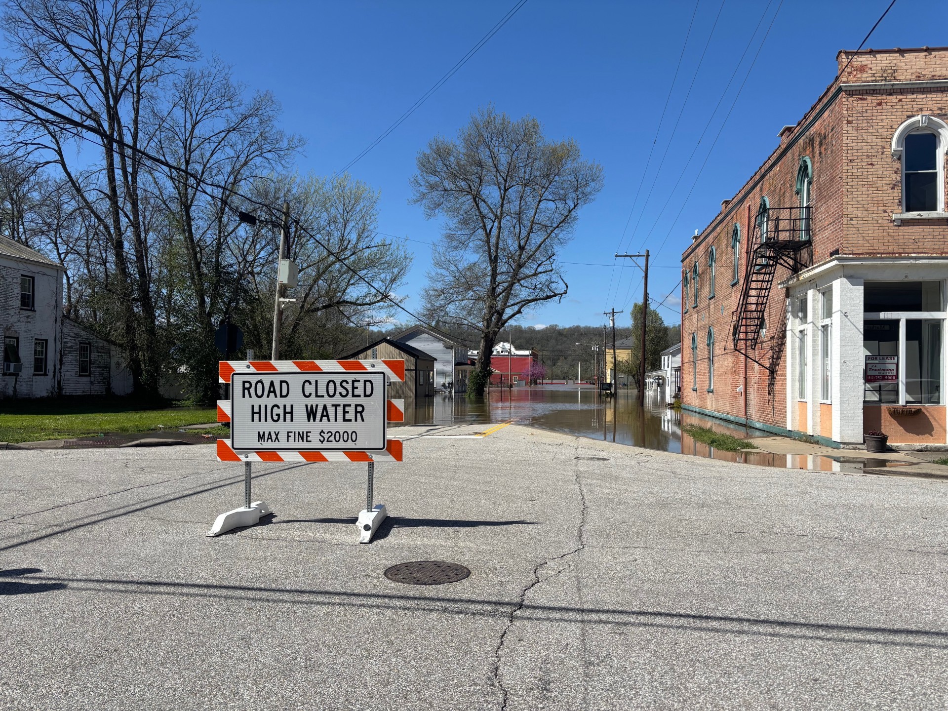 Walnut Market April-8