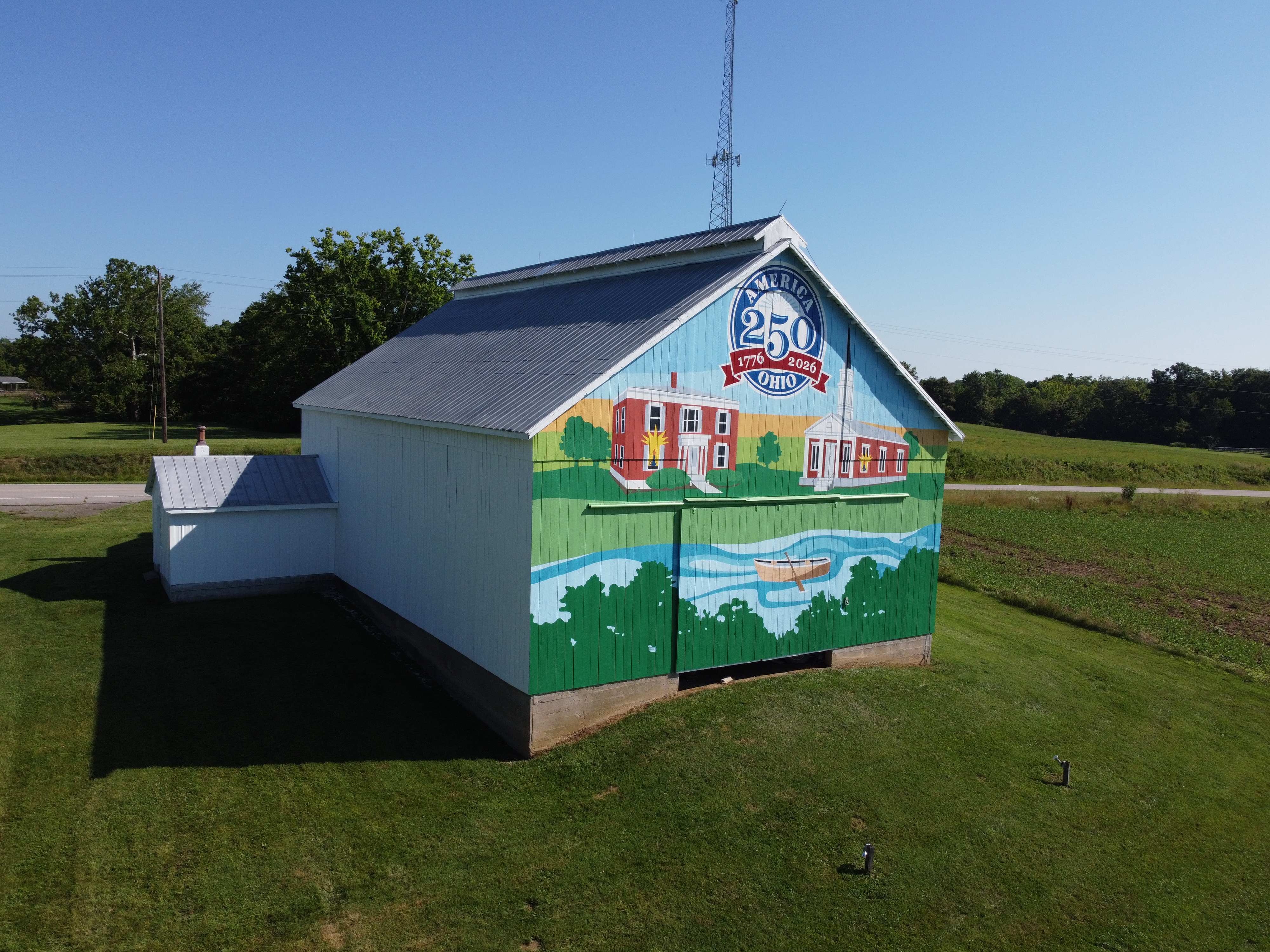 Williamsburg Barn Mural